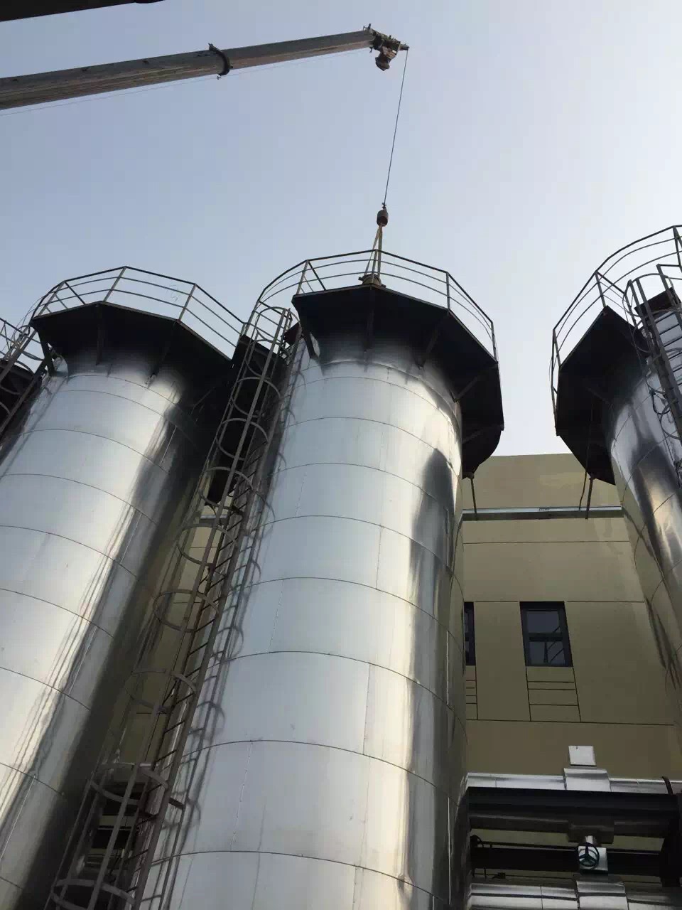 南京化工设备压力容器在生产工艺过程中的作用